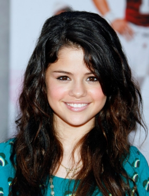 selenagomez-daily_28629.jpg