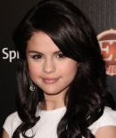 selenagomez-daily_286129.jpg