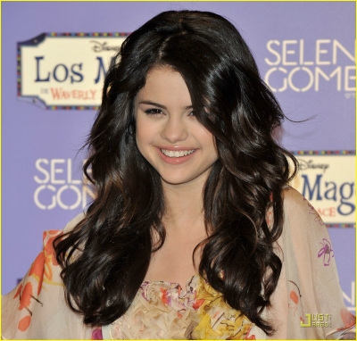 selenagomez-daily_282229.jpg