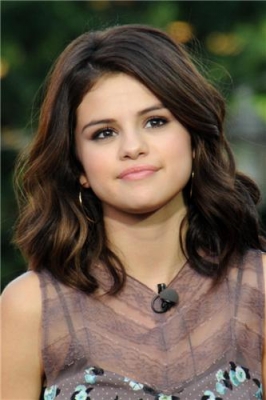 selenagomez-daily_2814529.jpg