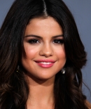 selenagomez-daily_289129.jpg