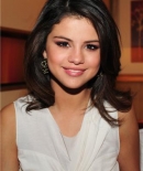 selenagomez-daily_28329.jpg