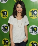 selenagomez-daily_28229.jpg