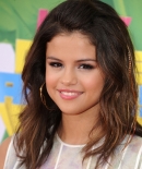 selenagomez-daily_282929.jpg