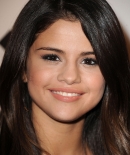 selenagomez-daily_284129.jpg