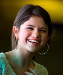 selenagomez-daily_281629.jpg