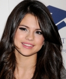 selenagomez-daily_287729.jpg