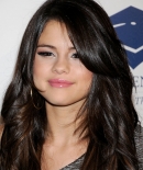 selenagomez-daily_287929.jpg