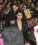 selenagomez-daily_2812129.jpg