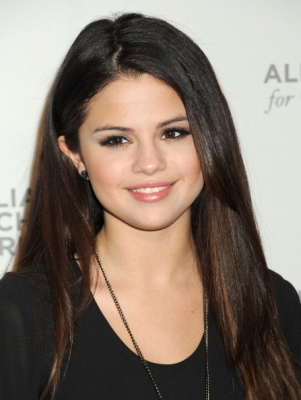 selenagomez-daily_281029.jpg