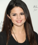 selenagomez-daily_281029.jpg