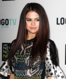 selenagomez-daily_282829.jpg