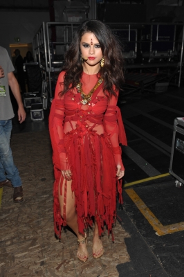 selenagomez-daily_28129.JPG