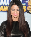 selenagomez-daily_2817029.JPG