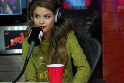 selenagomez-daily_282029.jpg