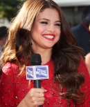 selenagomez-daily_281329.jpg