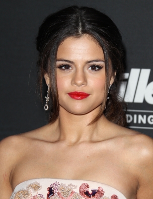 selenagomez-daily_2829929.jpg