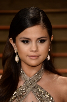 selenagomez-daily_288129.jpg