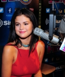 selenagomez-daily_281029.JPG