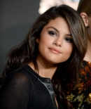 selenagomez-daily_2832829.jpg