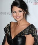 selenagomez-daily_2810329.jpg