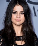 selenagomez-daily_287529.jpg