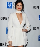 selenagomez-daily_2813029.JPG