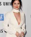 selenagomez-daily_2814929.jpg