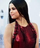 selenagomez-daily_2811929.jpg