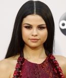 selenagomez-daily_288729.jpg