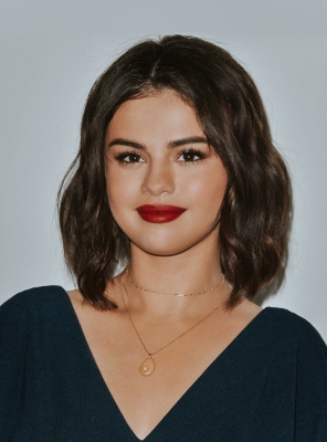 selenagomez-daily_281529.jpg