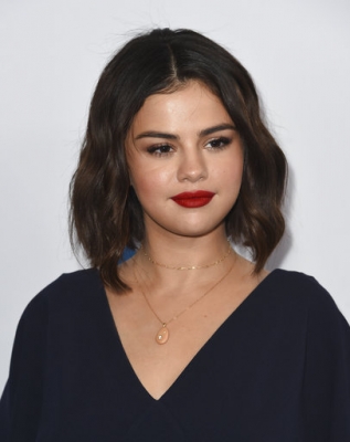 selenagomez-daily_286829.jpg