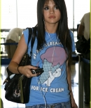 selenagomez-daily_281029.jpg