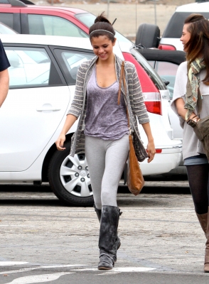 selenagomez-daily_286229.JPG