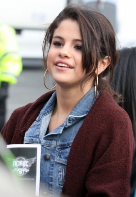 selenagomez-daily_28629.jpg