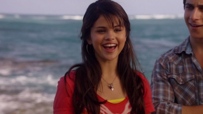 selenagomez-daily_281229.JPG