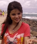 selenagomez-daily_28131029.JPG