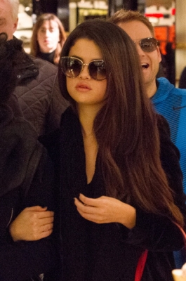 selenagomez-daily_283629.jpg