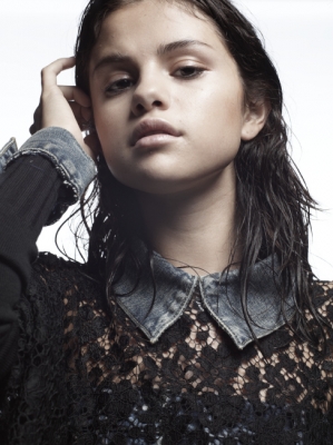 selenagomez-daily_284029.jpg