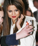 selenagomez-daily_283029.jpg