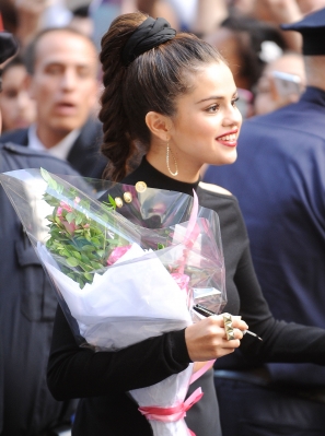 selenagomez-daily_285629.JPG