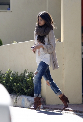 selenagomez-daily_28529.JPG