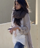 selenagomez-daily_281029.JPG