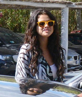 selenagomez-daily_281029.jpg