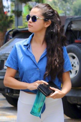 selenagomez-daily_2811229.jpg