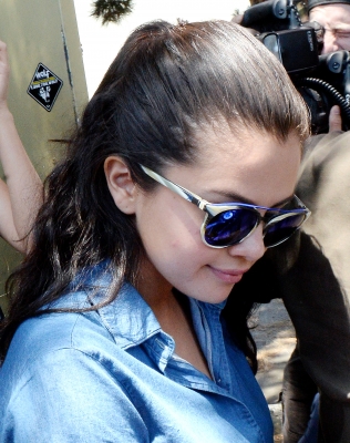 selenagomez-daily_2828129.JPG