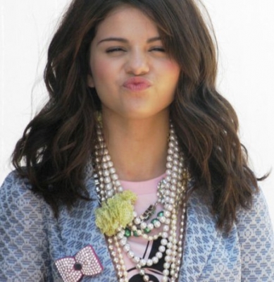 selenagomez-daily_281329.jpg