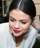 selenagomez-daily_282129.jpg