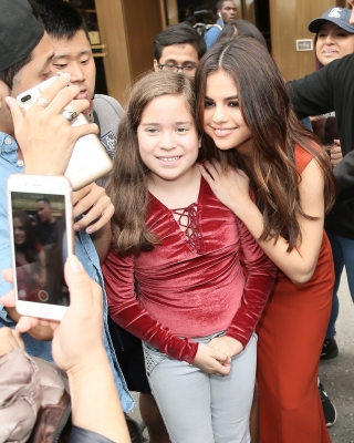 selenagomez-daily_284929.jpg