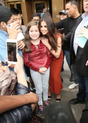 selenagomez-daily_285129.jpg